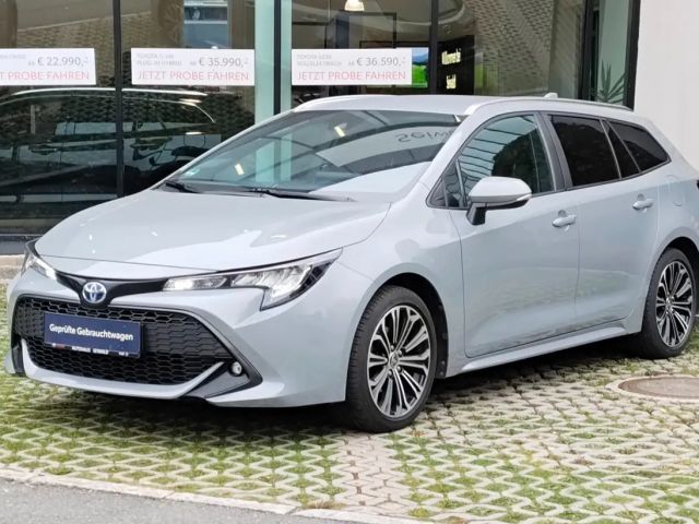 Toyota Corolla Active Hybride Touring