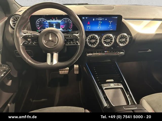 Mercedes-Benz GLA 180 AMG Line