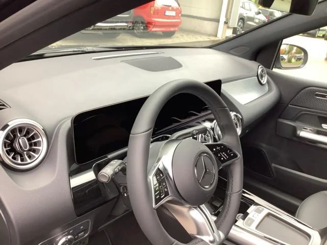 Mercedes-Benz B 200 B 200 d Progressive