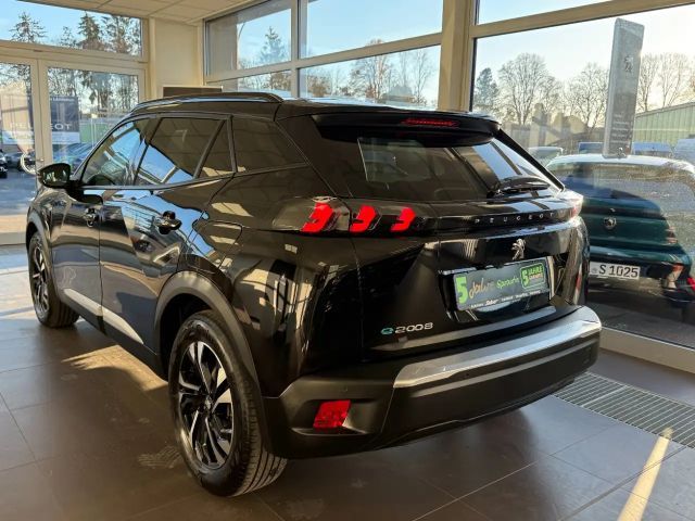 Peugeot E-2008 Allure Pack