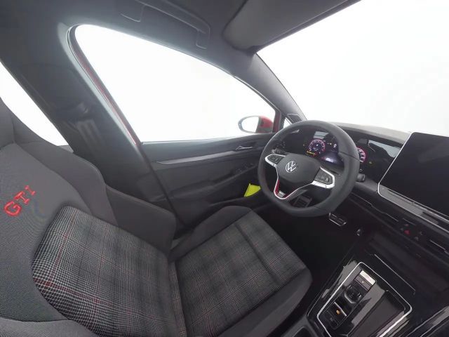 Volkswagen Golf 2.0 TSI GTI