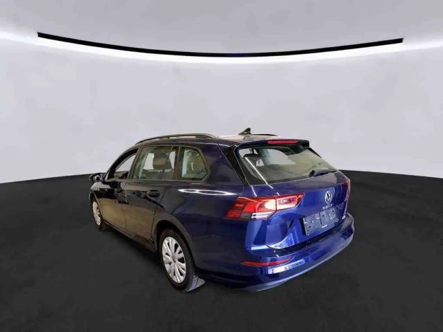 Volkswagen Golf 1.5 eTSI DSG Life Variant