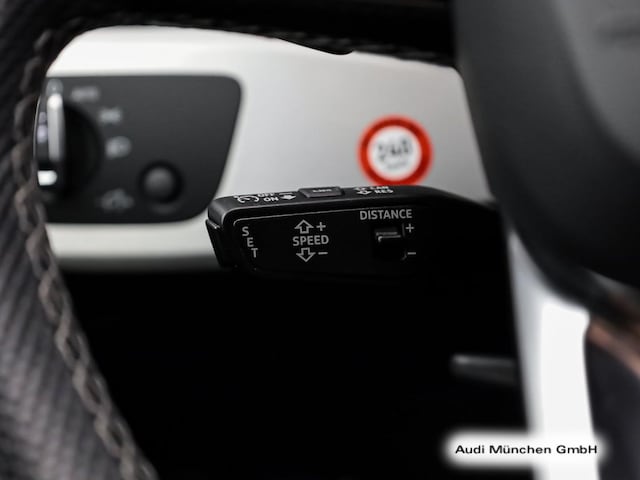 Audi A4 40 TFSI Avant S-Line S-Tronic