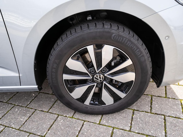 Volkswagen Touran 1.5 TSI DSG