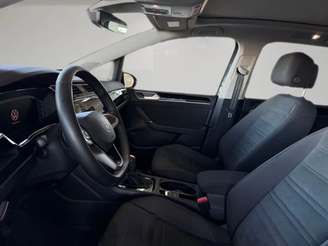 Volkswagen Touran DSG Highline