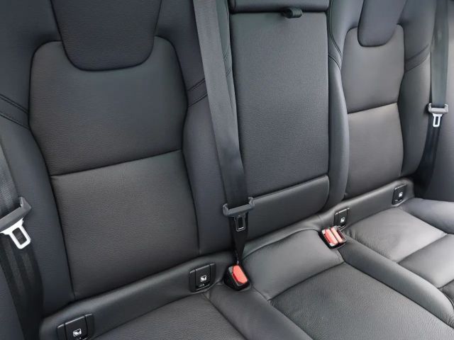 Volvo XC60 AWD Dark Ultimate