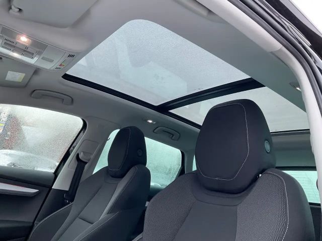 Skoda Karoq 1.5 TSI Tour