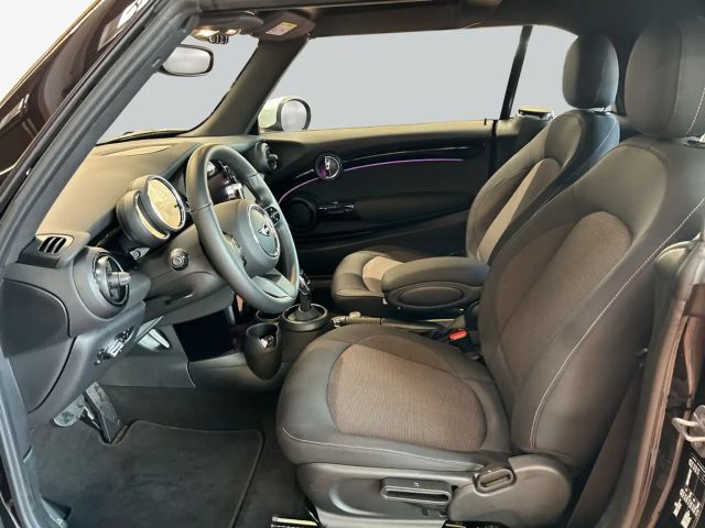 MINI Cooper Cabrio Cooper Cabrio Aut. Essential Trim