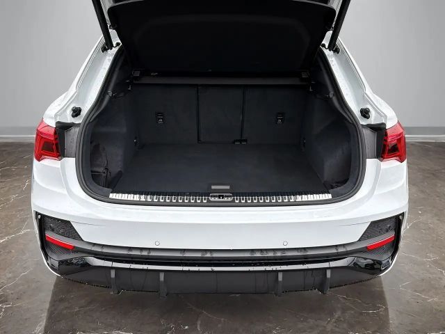 Audi Q3 35 TFSI S-Line