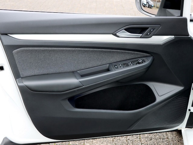 Volkswagen Golf 1.5 TSI Golf VIII Move