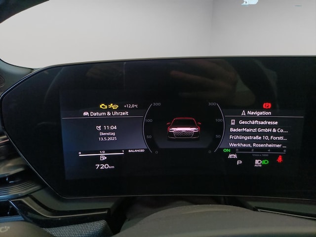 Audi A6 Avant Quattro S-Tronic