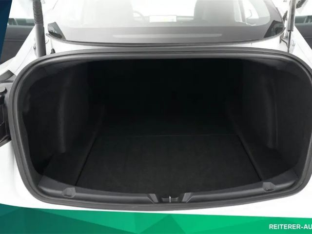 Tesla Model 3 AWD Long Range