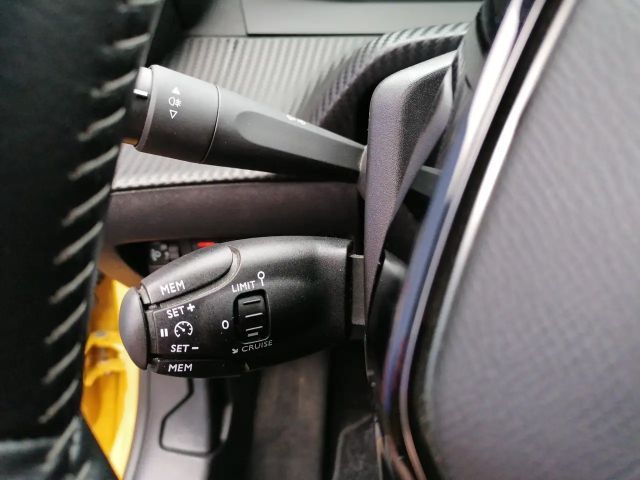 Peugeot E-208 Active Pack