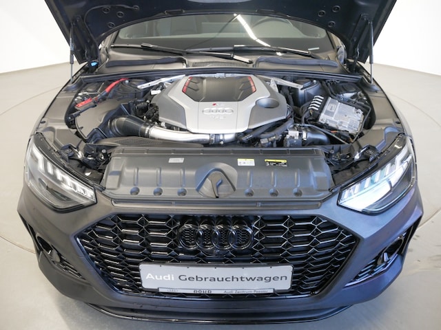 Audi RS4 Avant Quattro