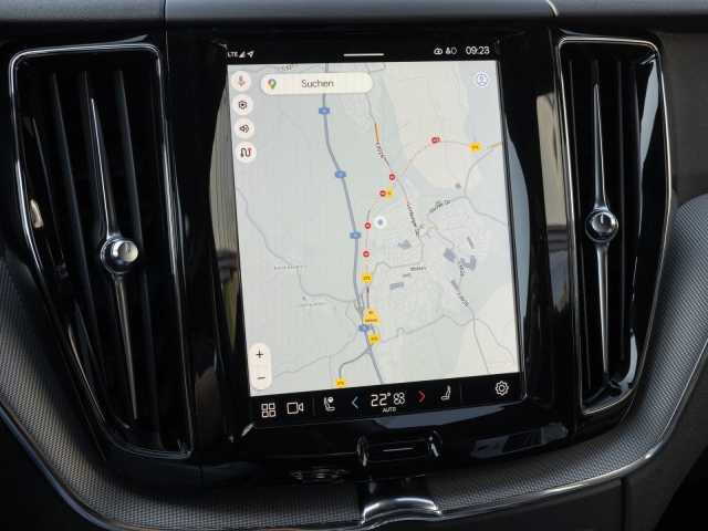 Volvo XC60 AWD Dark Plus