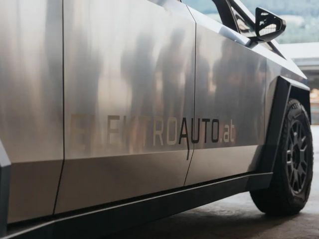 Tesla Cybertruck Cybertruck "foundation series" EU Zulassung