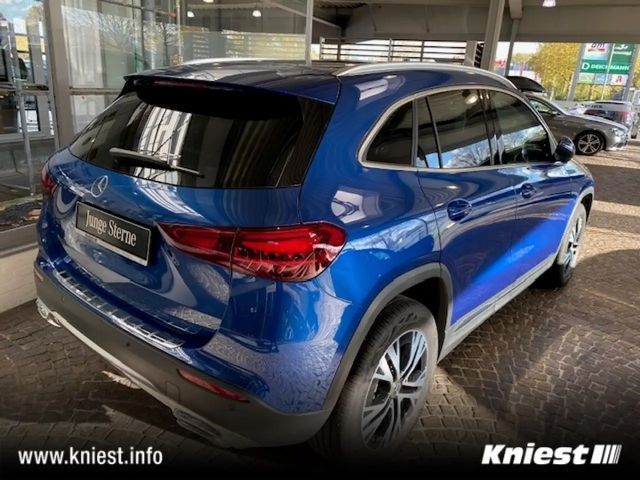 Mercedes-Benz GLA 200 Progressive