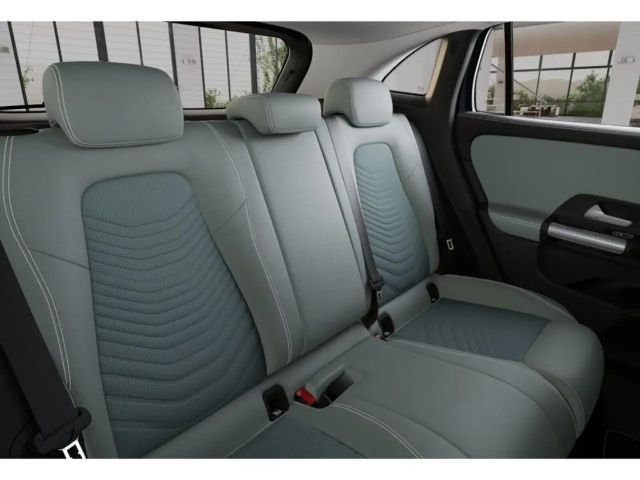 Mercedes-Benz GLA 200 Progressive