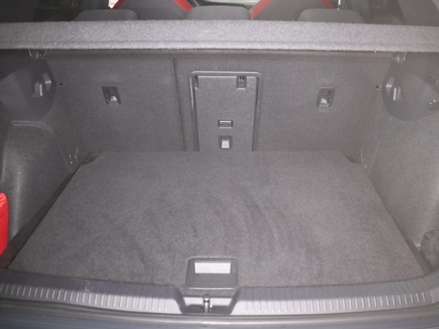 Volkswagen Golf 2.0 TSI Sport