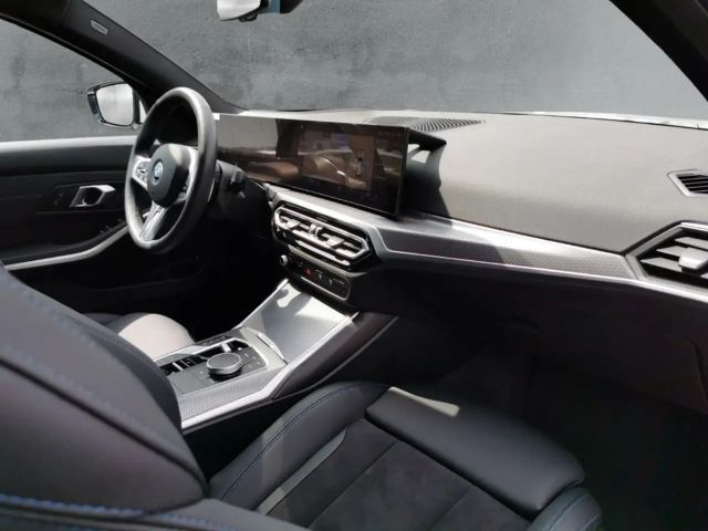 BMW 330 330e M-Sport Touring