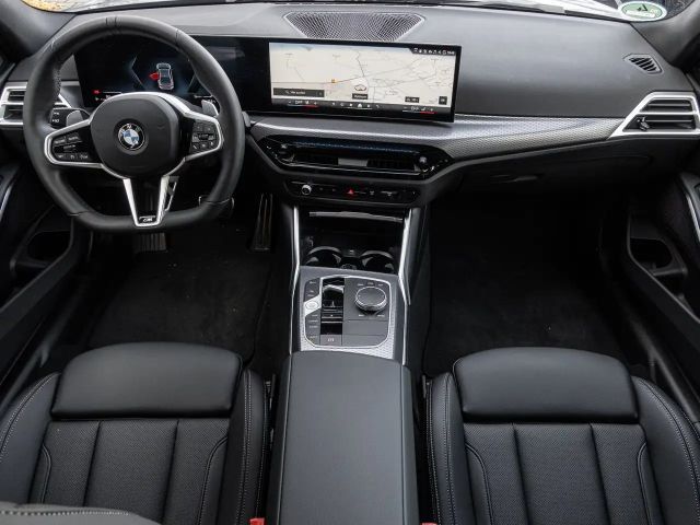 BMW 320 320i M-Sport Sedan