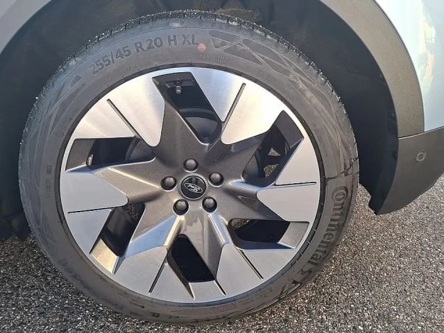 Ford Explorer EV Premium