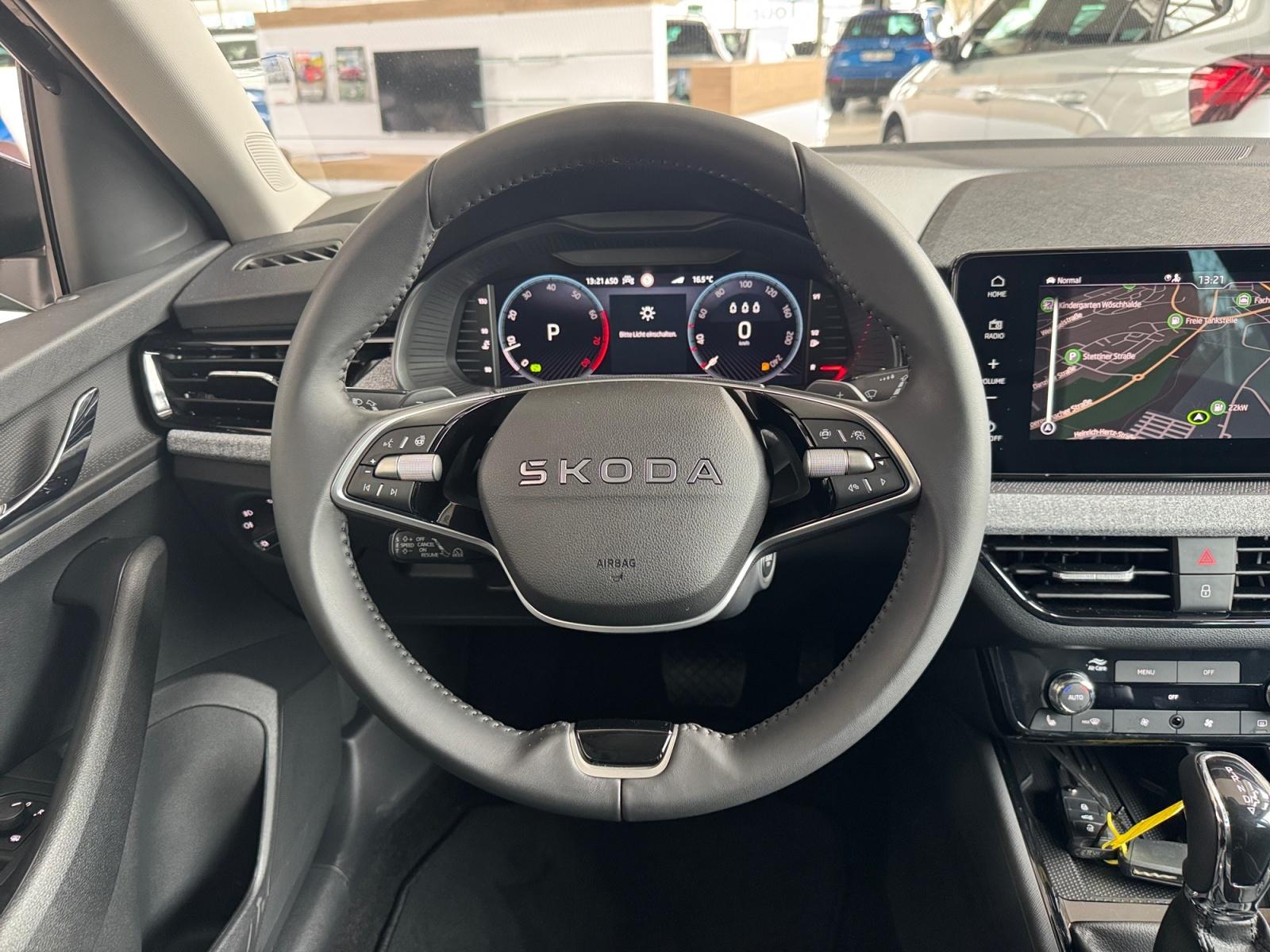 Skoda Scala 1,5 TSI DSG Balance LED AHK