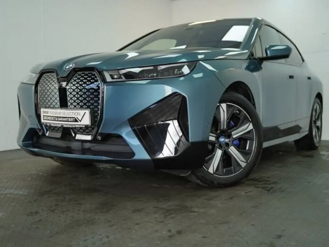 BMW iX xDrive40