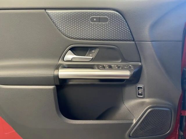 Mercedes-Benz GLA 200 GLA 200 d Progressive