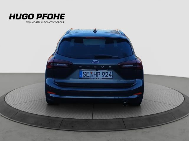 Ford Focus Titanium Wagon