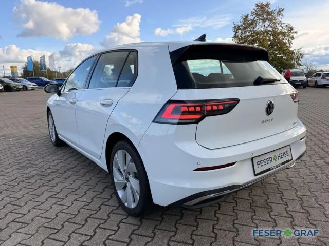 Volkswagen Golf 1.5 eTSI DSG Golf VIII Style