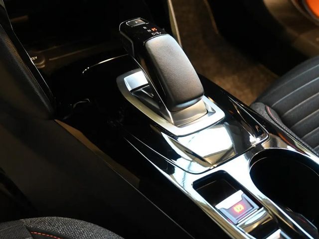 Peugeot E-2008 Elektro Actice Pack  LED,APP Connect,Spurassist...