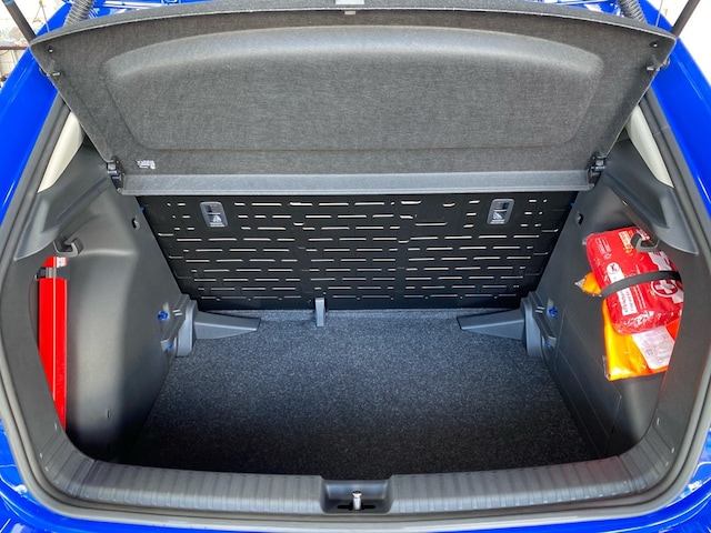 Skoda Fabia Fabia Essence 1,0 MPI LED+SPURASSIST+USB+ZV+PDC