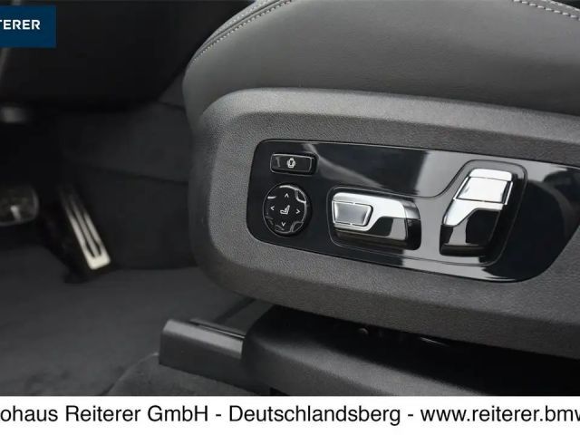 BMW X5 M50i xDrive