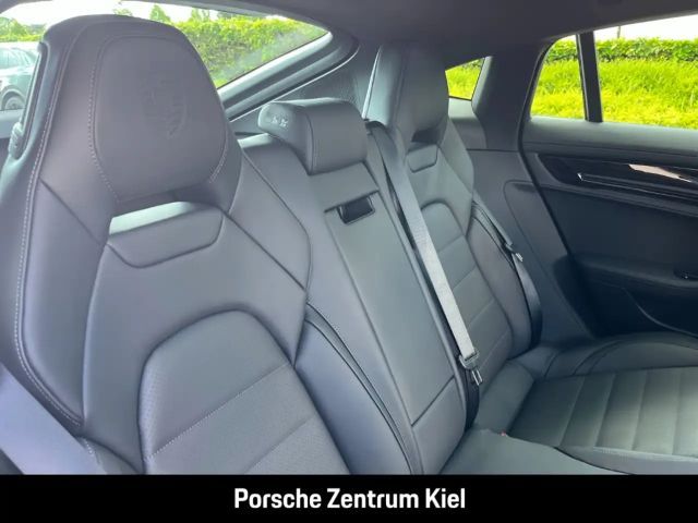 Porsche Panamera 4 E-Hybrid