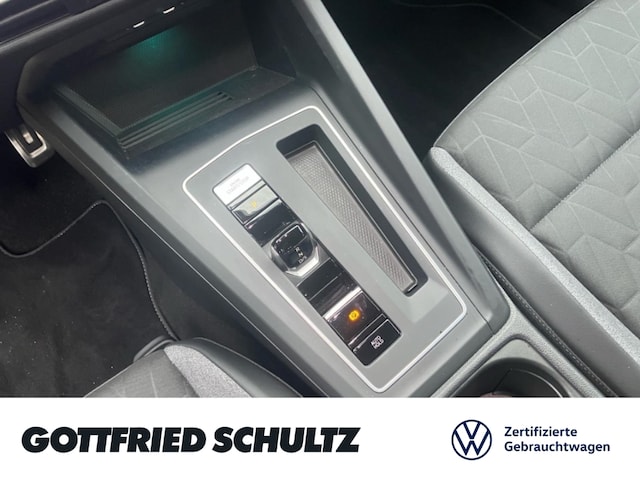 Volkswagen Golf 1.5 eTSI DSG Variant