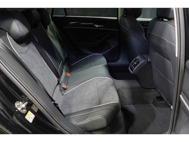 Volkswagen Passat 1.5 eTSI Business