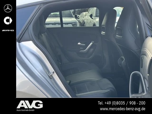 Mercedes-Benz CLA 200 AMG Line Shooting Brake