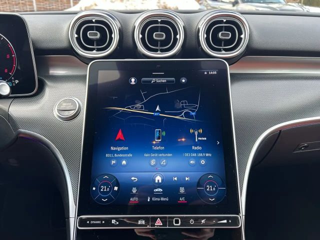 Mercedes-Benz C 200 C 200 d Sedan