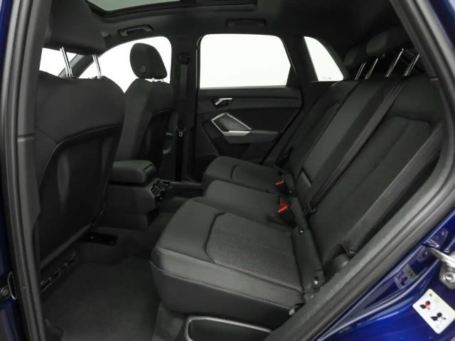 Audi Q3 35 TFSI S-Line