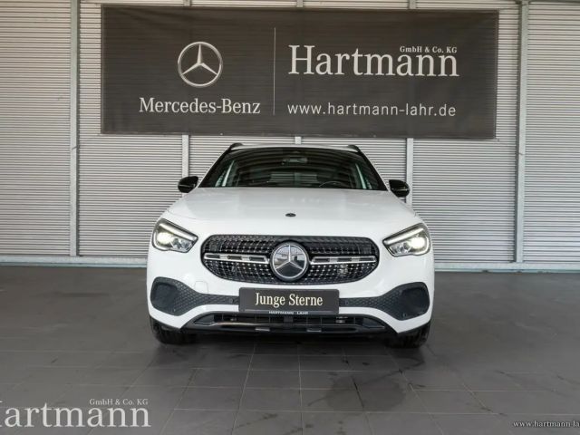 Mercedes-Benz GLA 200 GLA 200 d Progressive