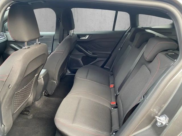 Ford Focus EcoBoost ST Line Wagon