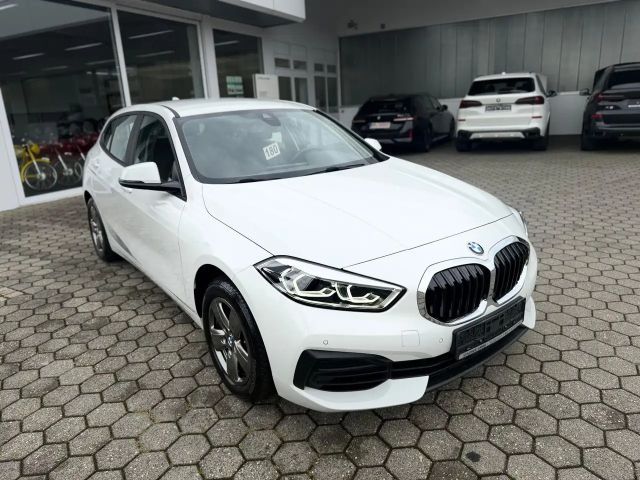 BMW 116 116i Sedan