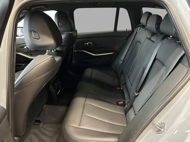 BMW 320 320i Touring