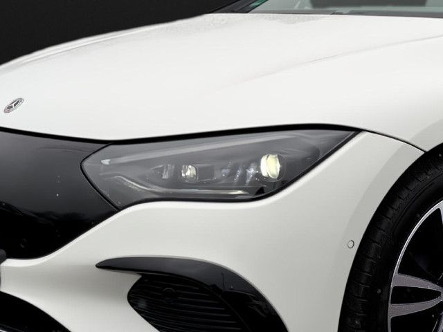 Mercedes-Benz EQE 350 Sedan