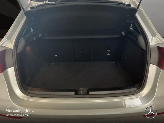 Mercedes-Benz A 180 AMG Line