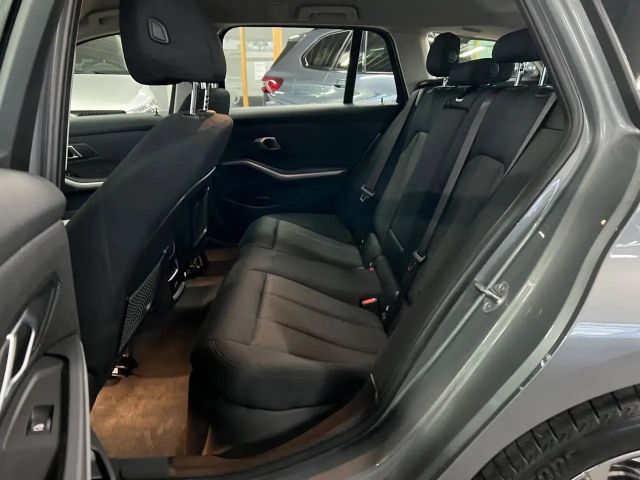 BMW 318 318d Touring