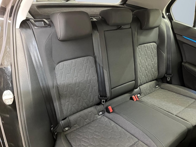 Volkswagen Golf 1.5 eTSI DSG Golf VIII