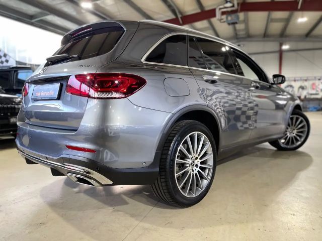 Mercedes-Benz GLC 200 AMG Line