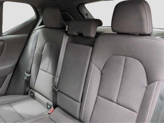 Volvo XC40 +Pur+Electric+PDCv/h+abged.Scheiben+AHKsemi+